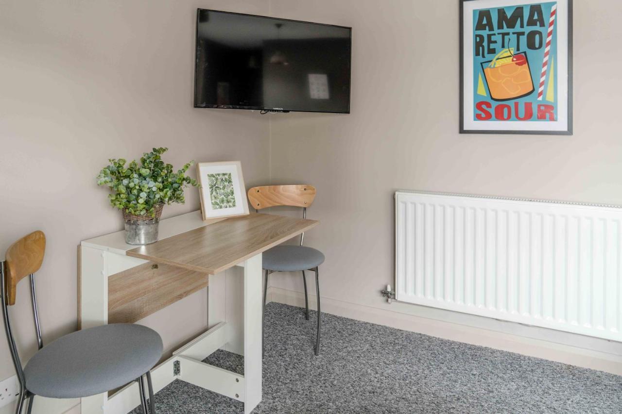 The Exchange Apartments With Permit Parking Tewkesbury Dış mekan fotoğraf